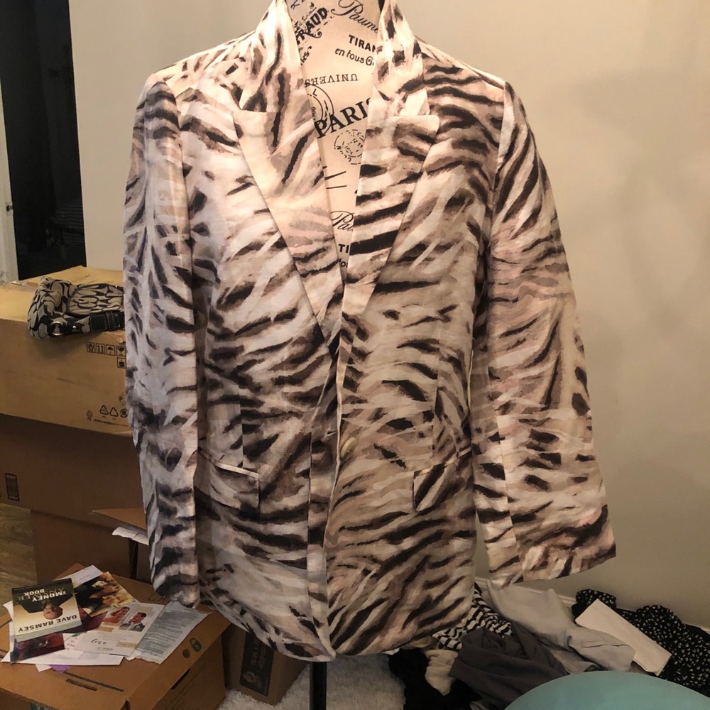 Chico’s Jacket - Picture 7 of 7